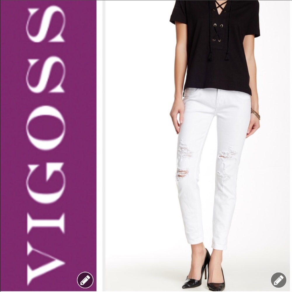 NWT Vigoss White Distressed Cropped Jeans